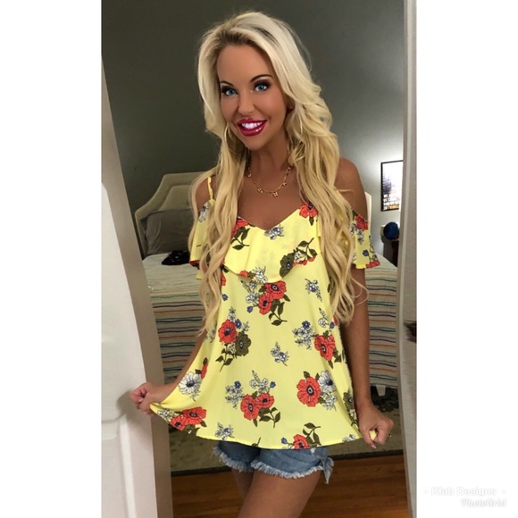 ☀️LAST 1! Floral Ruffle Cold Shoulder Top - Picture 3 of 5